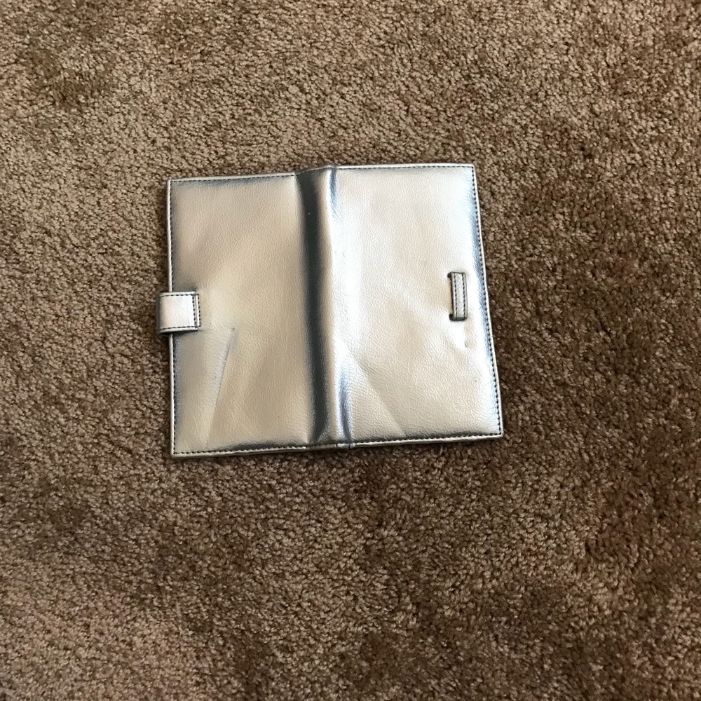 Wallet - Picture 3 of 3